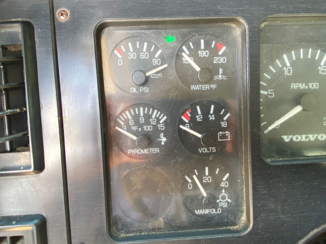 2000 VOLVO ACL - Image 20